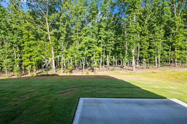 Building Photo - 173 Brixham Lp