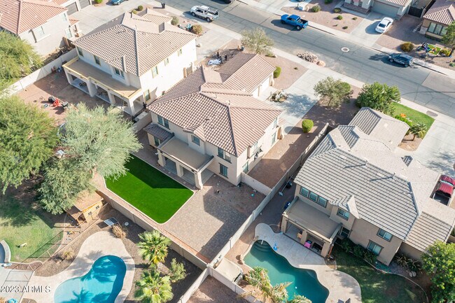 Building Photo - 4244 E Gleneagle Dr