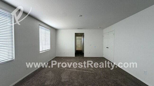 Building Photo - 10959 Mesa Linda St