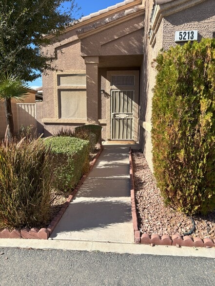 Primary Photo - 5213 Panguitch Dr