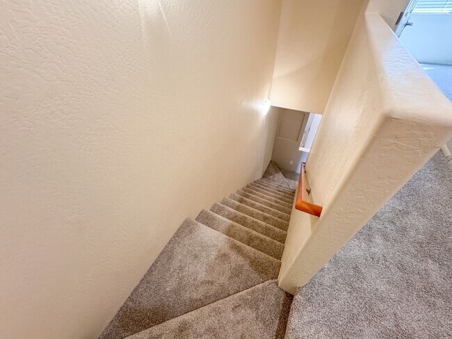 Building Photo - TWO STORY CONDO - RIMROCK/MONTEZUMA- BEAVE...