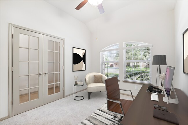 Building Photo - 24127 Via Renata Dr