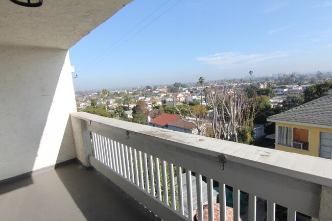 Building Photo - 3111 4th St