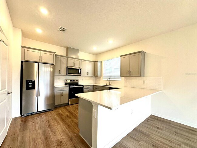 Building Photo - 3296 Rolling Plns Cir