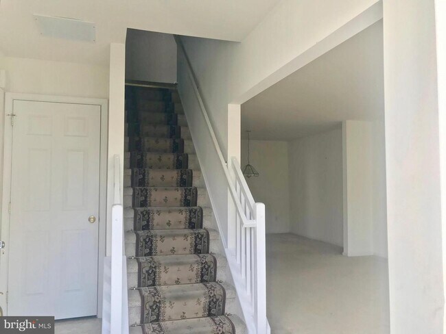 Building Photo - 2604 Delancey Way