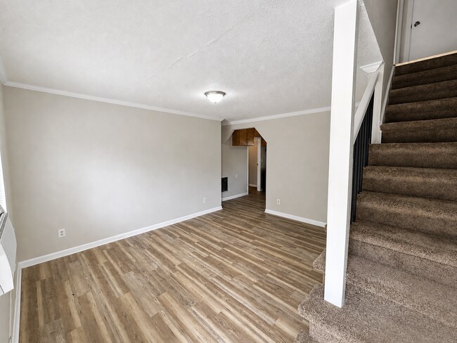 Building Photo - 109 West Ave
