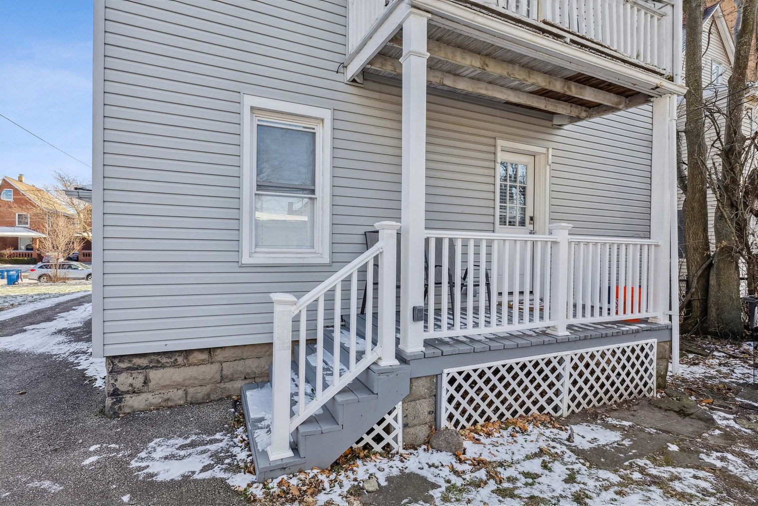 Building Photo - 1626 Ridgewood Ave