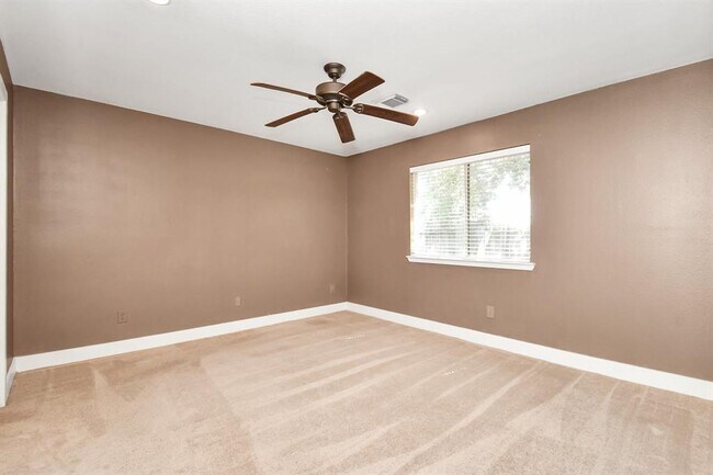 Building Photo - 5806 Sonoma Ridge