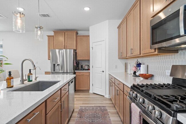 Building Photo - 1617 Purple Martin Dr