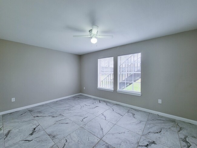 Building Photo - 3206 Lobit Dr