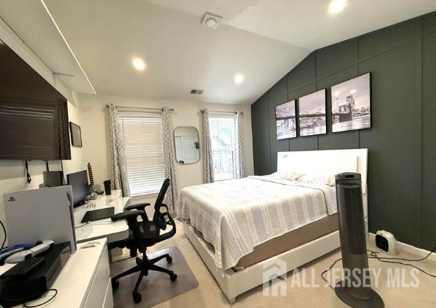 Building Photo - 21 Wisteria Ct