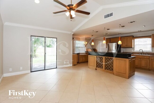 Building Photo - 4582 Brook Dr