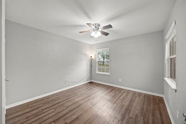 Building Photo - 8330 Fathom Cir