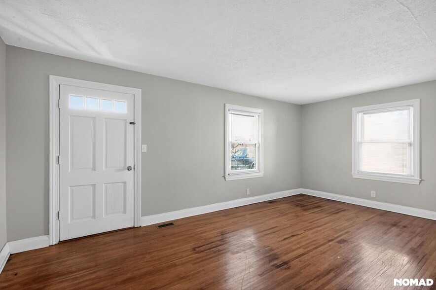 Building Photo - 4335 Cavelle Ave