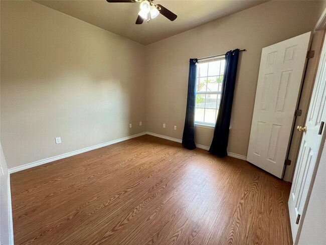 Building Photo - 1295 Harper Trl