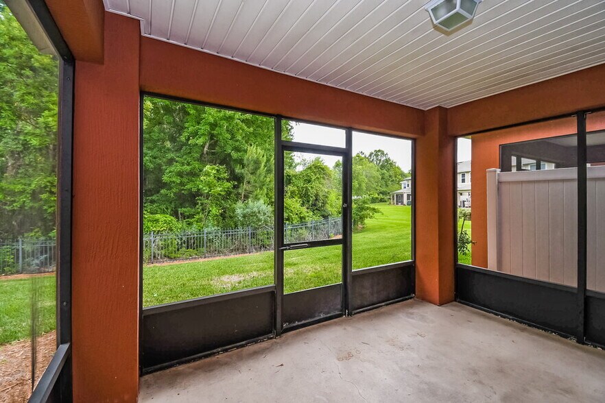 Building Photo - 12949 Spring Rain Rd