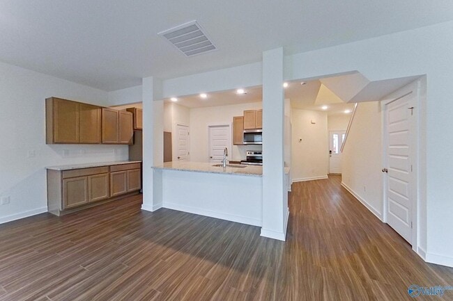 Building Photo - 6104 Taramore Ln NW