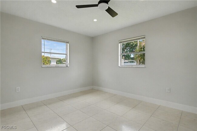 Building Photo - 138 Brooks Rd