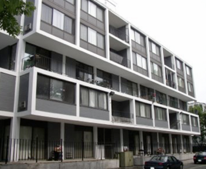 Building Photo - 320 Lafayette St