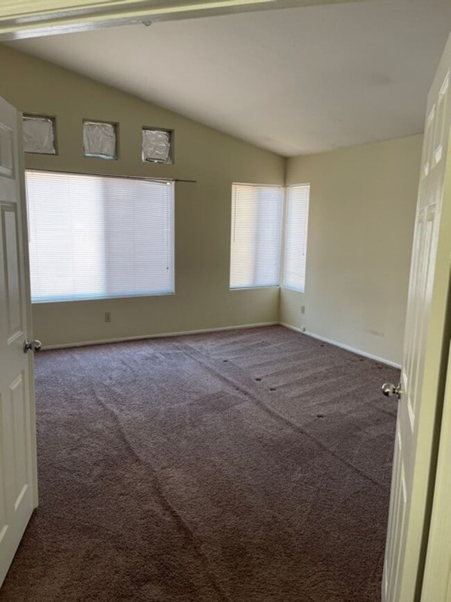 Building Photo - Beautiful home in Moreno Valley  coming up