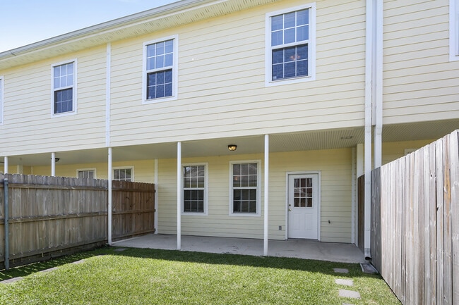 Primary Photo - 303 Russell Dr
