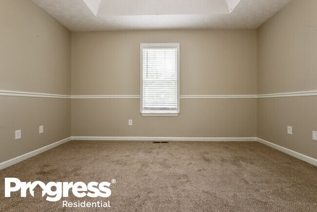 Building Photo - 3077 Botany Dr