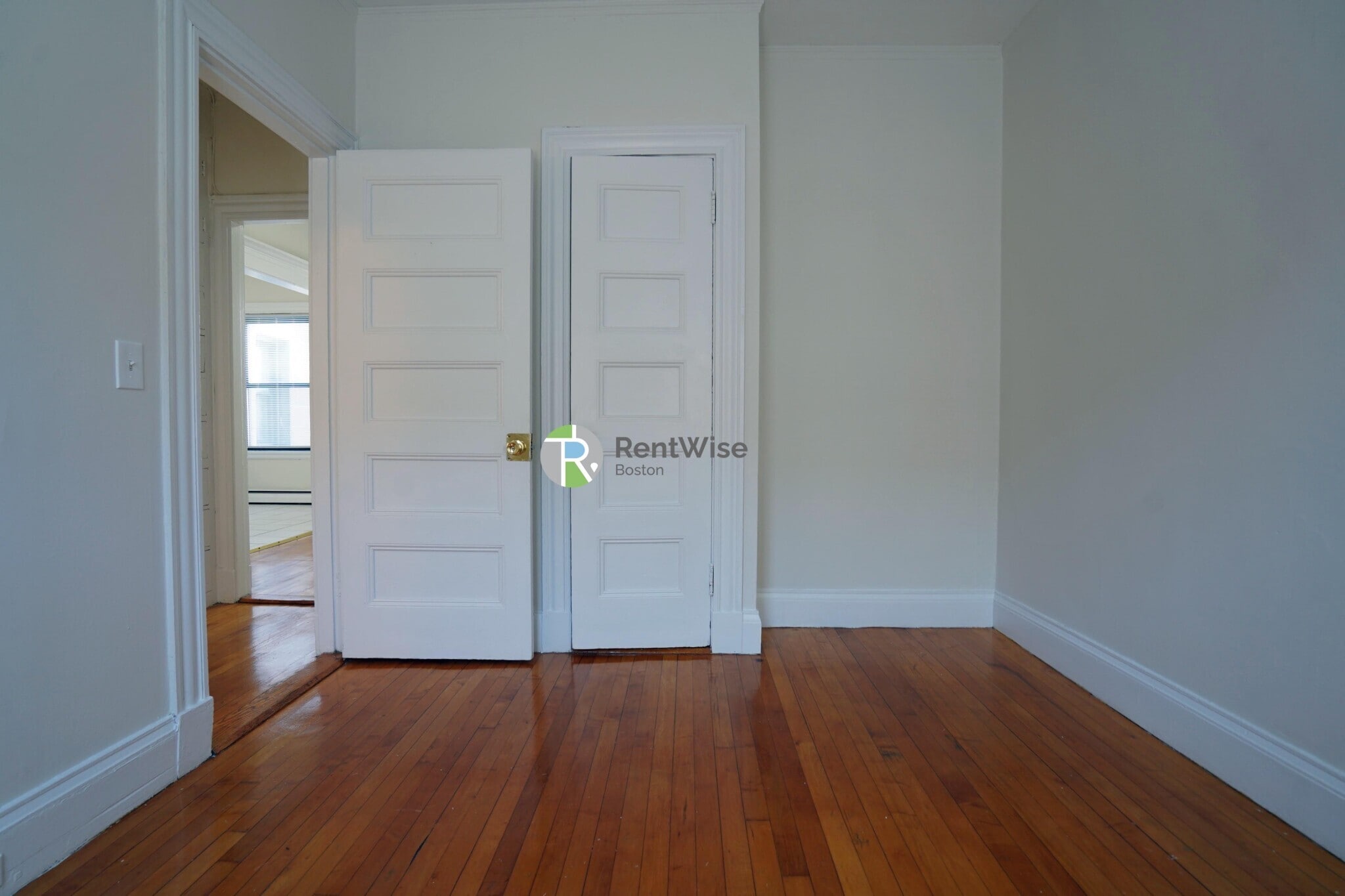 Building Photo - 72 Gardner St