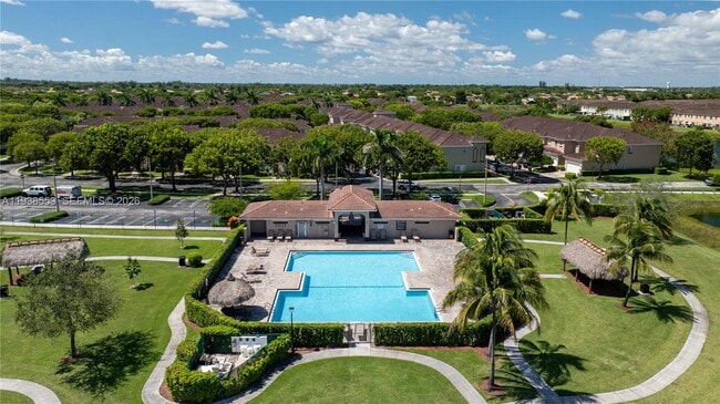 Building Photo - 2229 SE 25th Ave