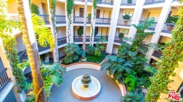 Building Photo - 2131 Century Park Ln