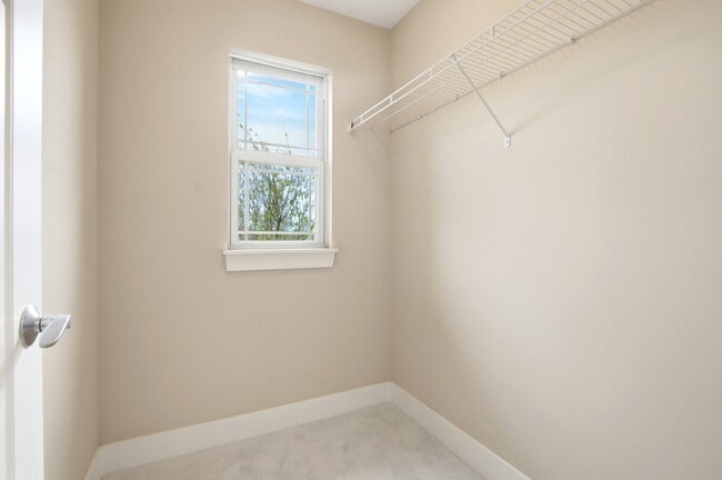 Building Photo - 15749 W Crobally Way