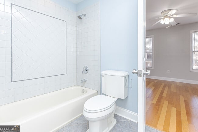 Building Photo - 100 Montview Way