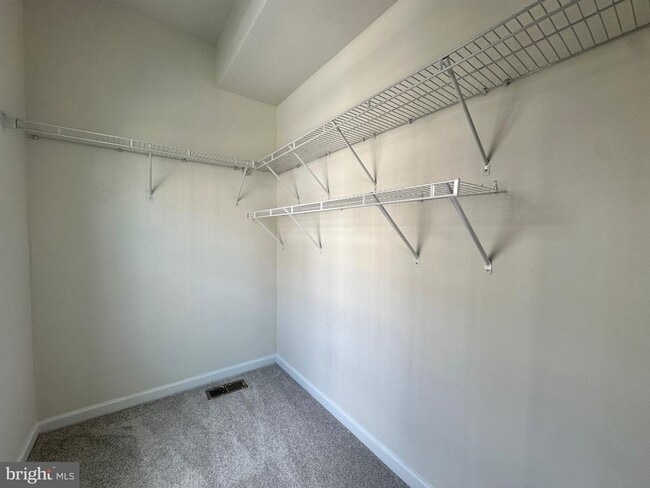 Building Photo - 13727 Endeavour Dr