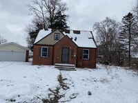 Building Photo - 1025 E 44th Pl