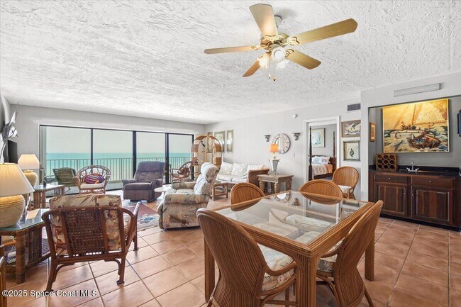 Building Photo - 403 Jimmy Buffett Mem Hwy