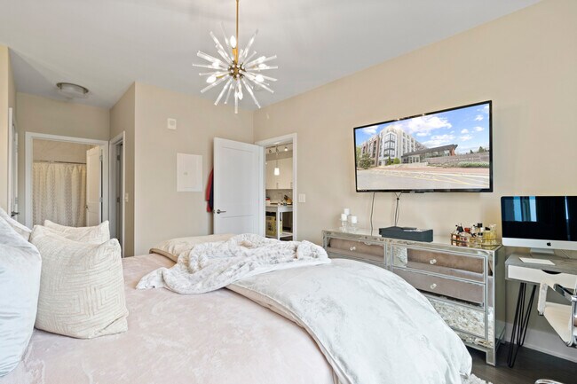 Building Photo - 145 Riverhaven Dr