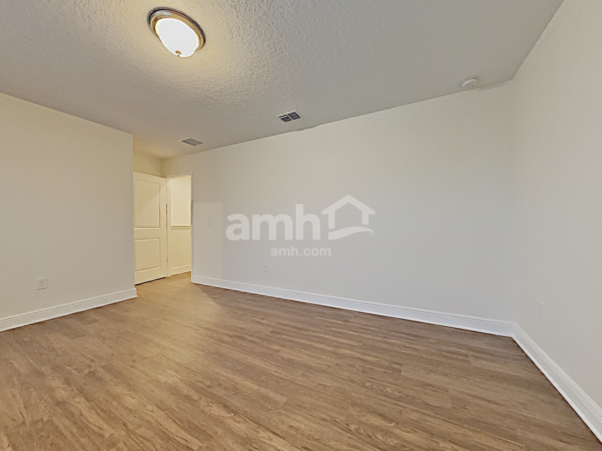 Building Photo - 737 Zarabrooke Ct