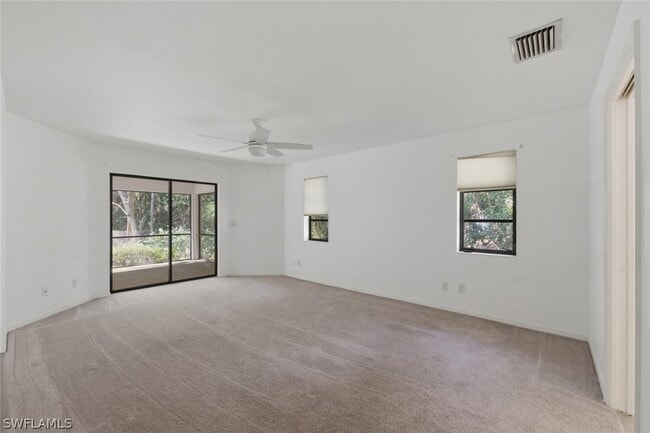 Building Photo - 5356 Sycamore Dr