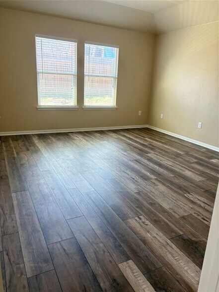 Building Photo - 3509 Ortman Dr