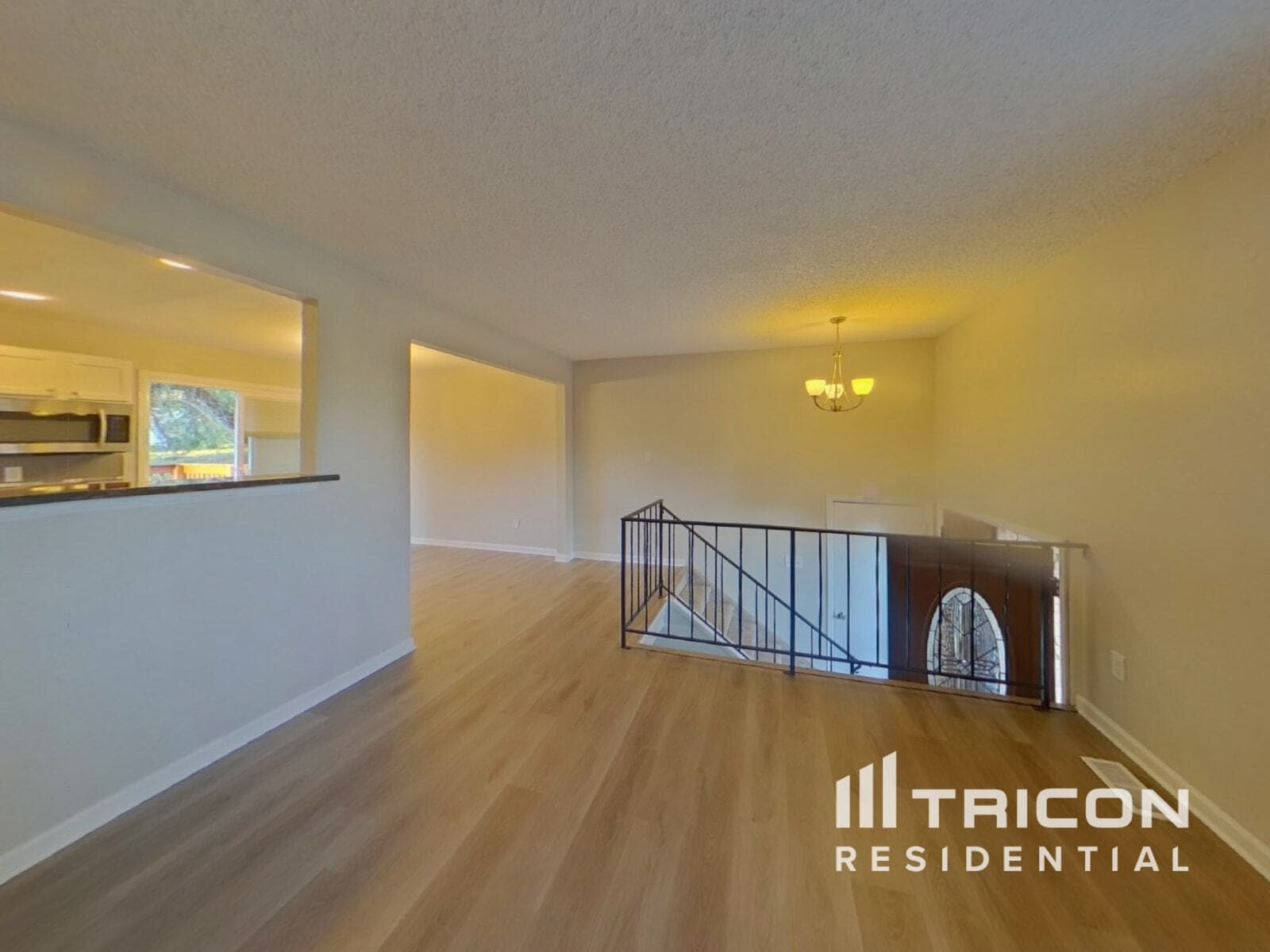 Building Photo - 5014 Bradley Cir