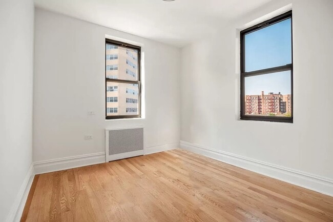 Building Photo - 97-25 64th Ave