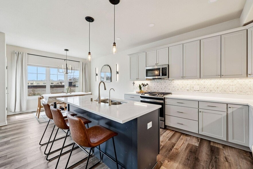 Building Photo - 2945 N 186th St