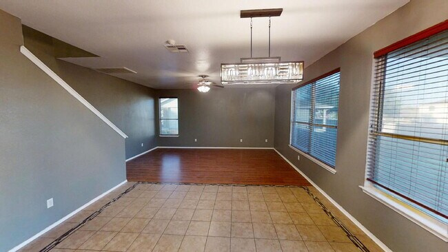 Building Photo - "Spacious 4-Bedroom Gem with 2.5 Baths and...