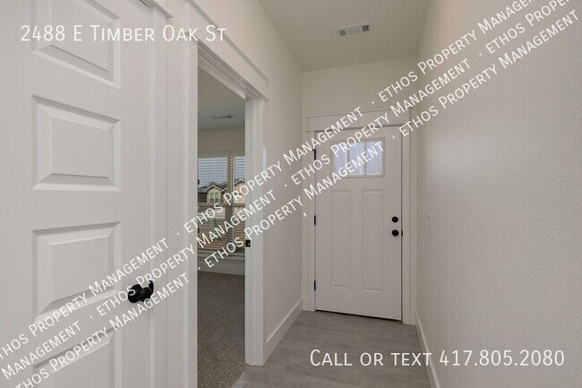 Building Photo - 2488 E Timber Oak St