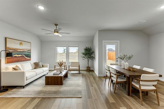 Building Photo - 905 Honeydew Ln