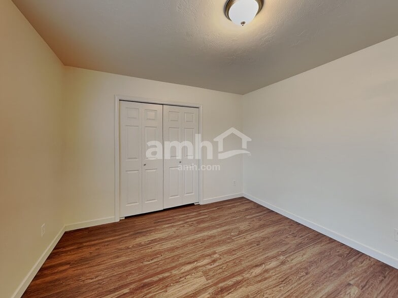 Building Photo - 19637 Cumberland Way