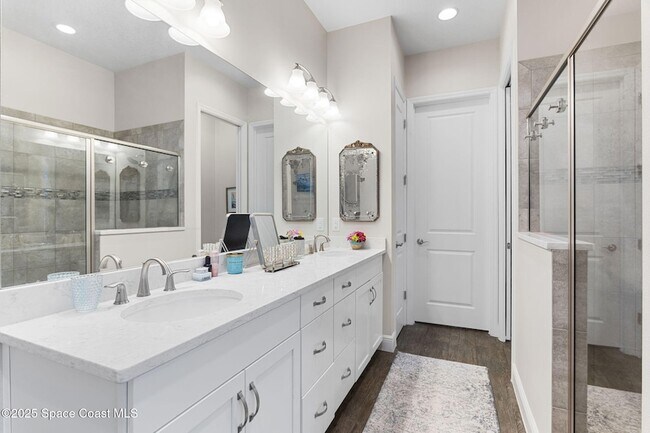 Building Photo - 6913 Vista Hermosa Dr