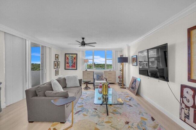 Building Photo - 2800 N Flagler Dr