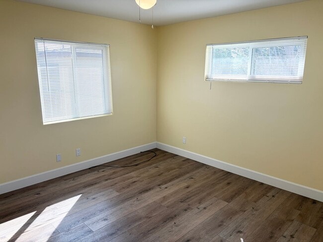 Building Photo - Spacious 3-Bedroom Home with Bonus Room, Bright Sunroom & Large Backyard