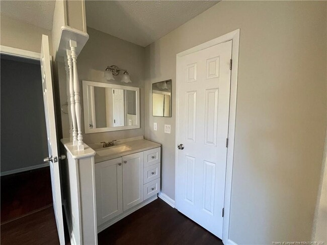 Building Photo - 6916 Kizer Dr