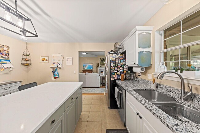 Building Photo - 4405 Southminster Cir